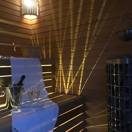 Homoki Wellness Ueduelohaz Tatil Evi *