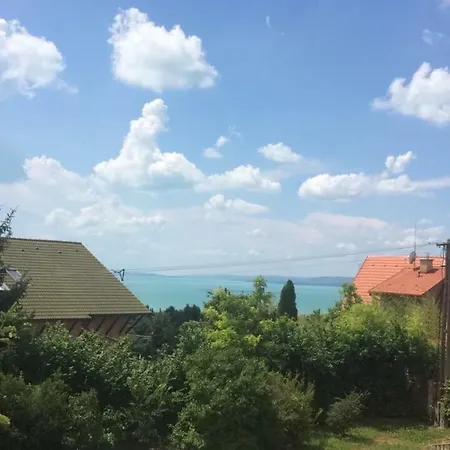 Homoki Wellness Ueduelohaz Tatil Evi Balatonakarattya